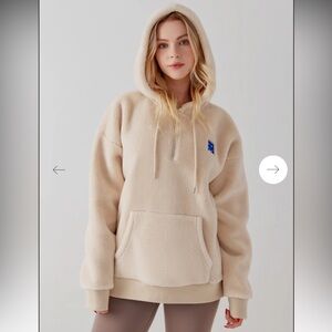 Like-new Venque Amoo Fluff Teddy Sherpa Hoodie, Kangaroo pocket, Cream White, S